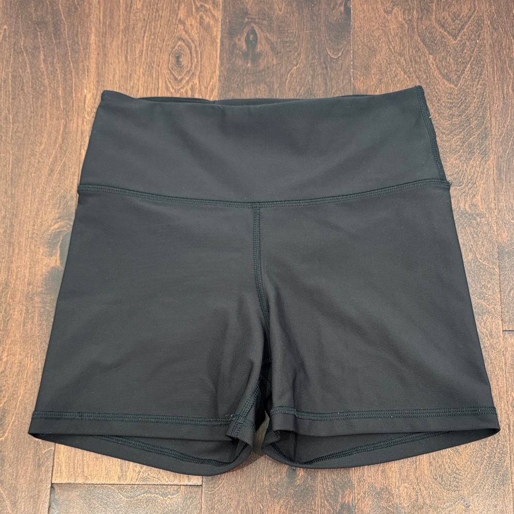 Old Navy Active Powersoft Women’s Active Shorts Black Spandex Volleyball Small